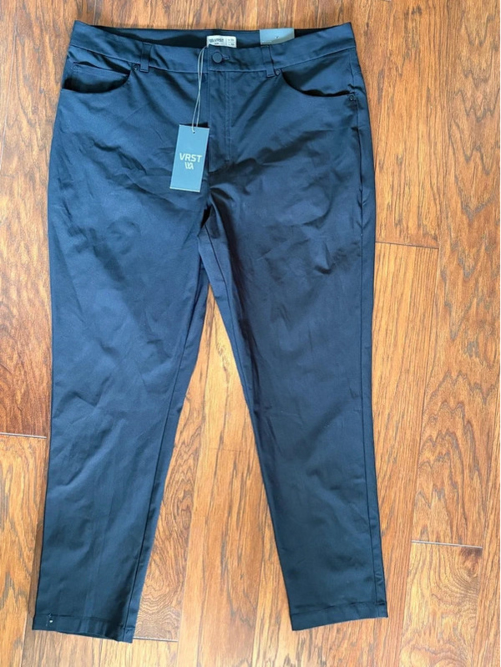 VRST Men’s Slim Cit Chinos. 38x30. NWT!